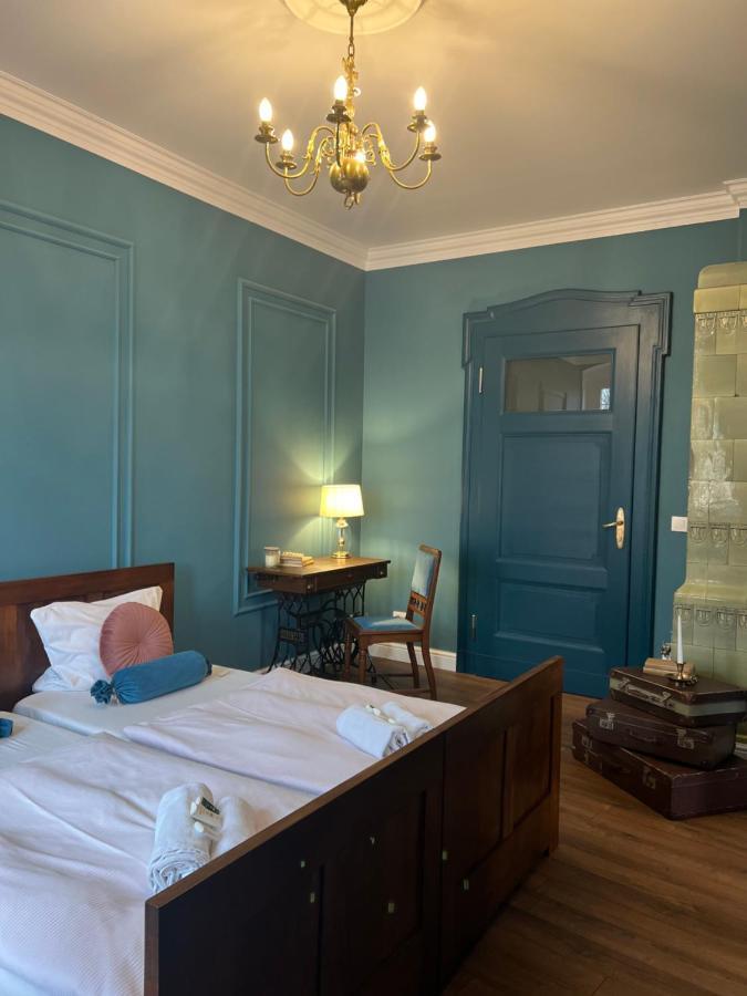 Apartment Baron ***** *